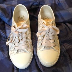 Michael Kors sneakers!